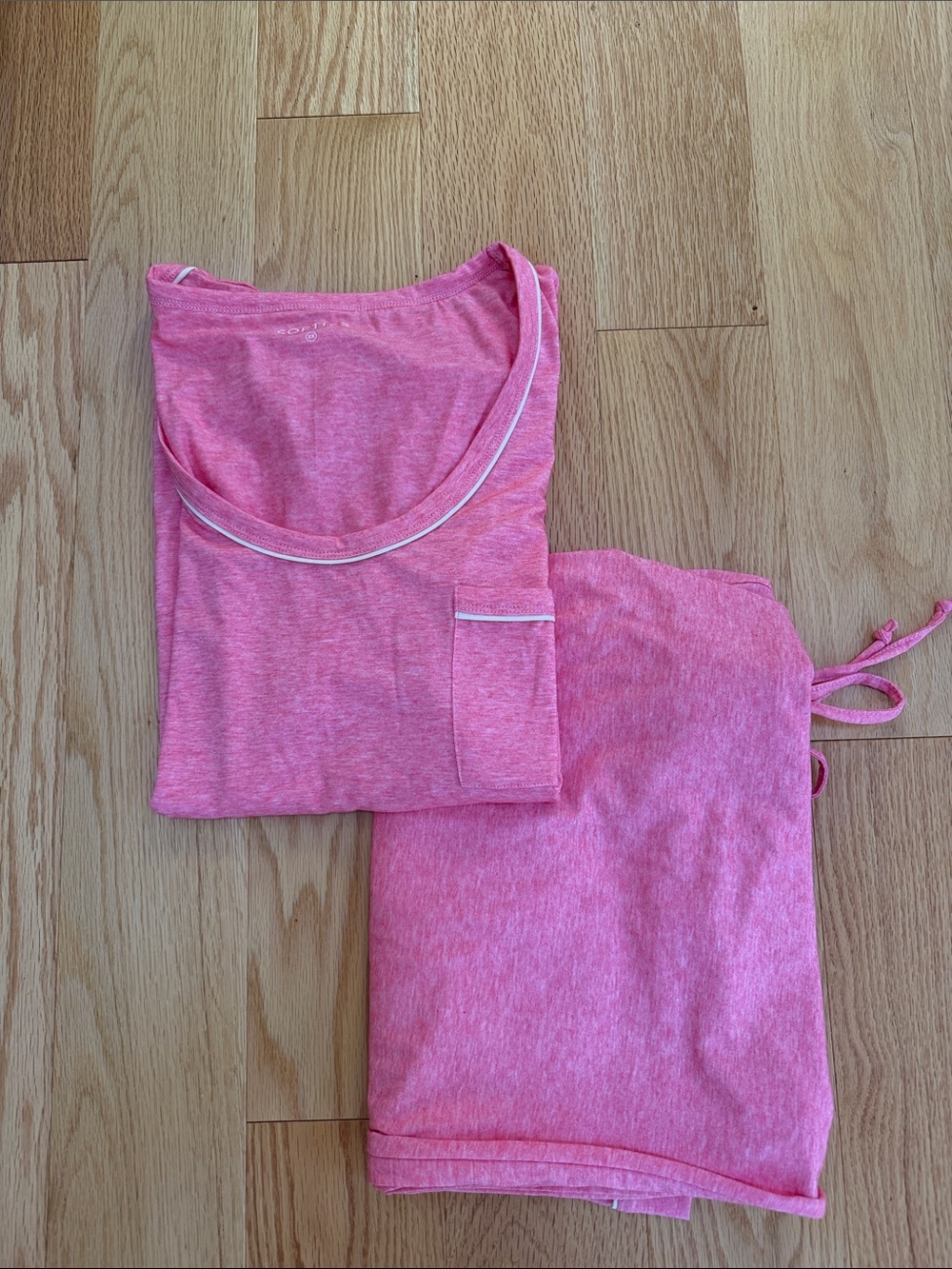 New! Softies 2X Strawberry short sleeve scoop neck capri PJ set .